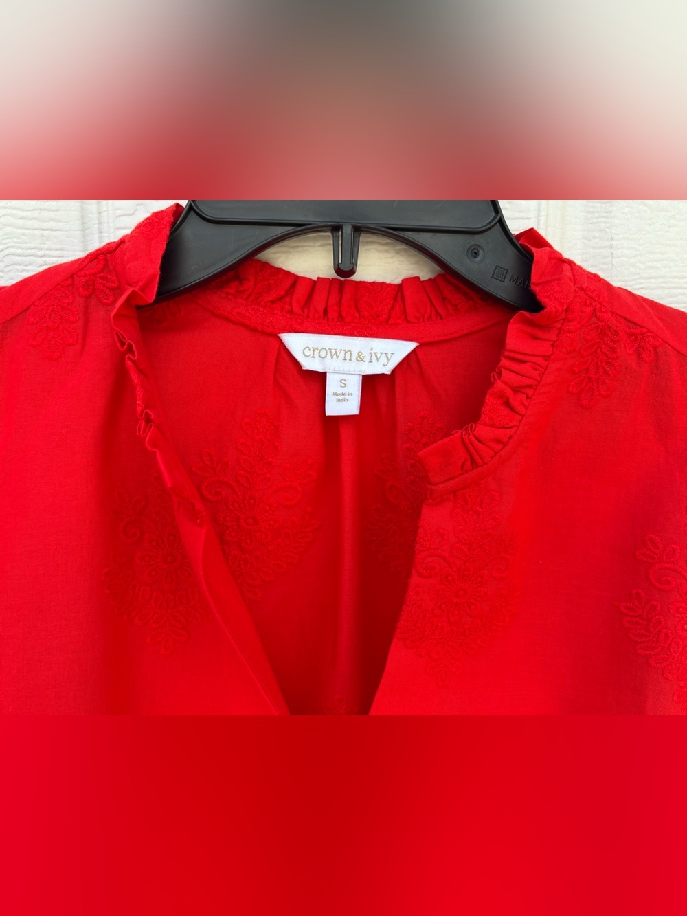 Crown & Ivy Red Embroidered Puff Sleeve Blouse Size Small NWOT - Picture 2 of 5